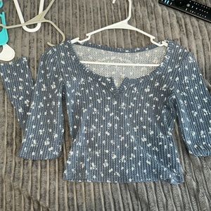 blue cropped long sleeve